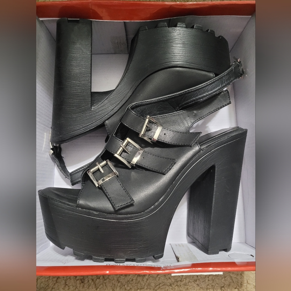 Hot Tomato Chunky Heels